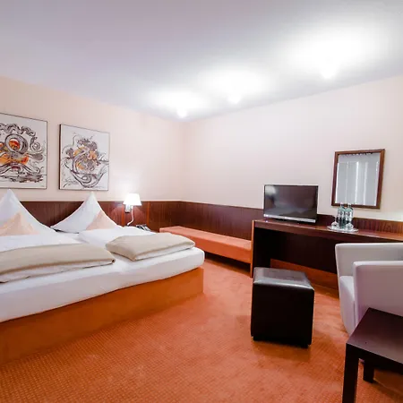 Hotel Goldener Hirsch-2